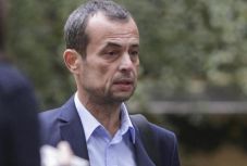 Vádat emeltek Mircea Negulescu volt korrupcióellenes ügyész ellen
