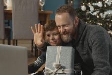 Sok lemondással jár a külföldön élő erdélyi magyarok idei karácsonya