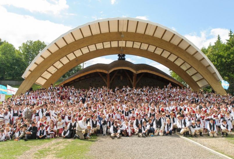 Kétezer székely lány vett részt a harmincadik Ezer Székely Lány Napján