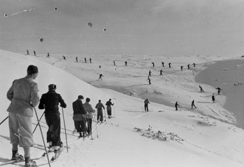 Fotós történetek a télről 1. - Preiszner Imre, egy magyar síedző Bukarestben