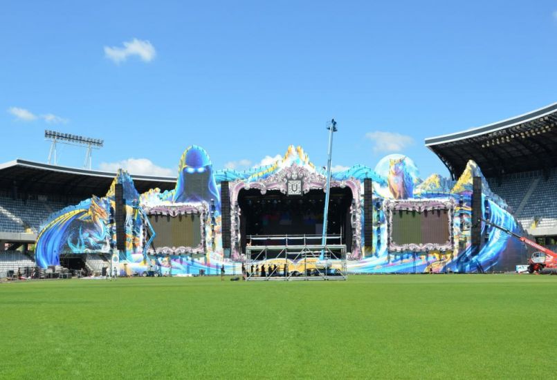 Így épül az Untold hatalmas főszínpada