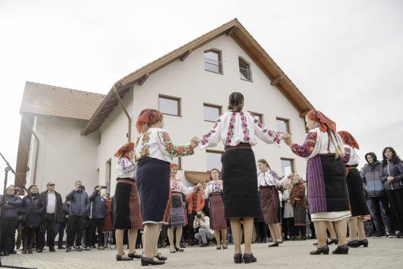Csángó Kollégiumot adtak át Csíkszeredában