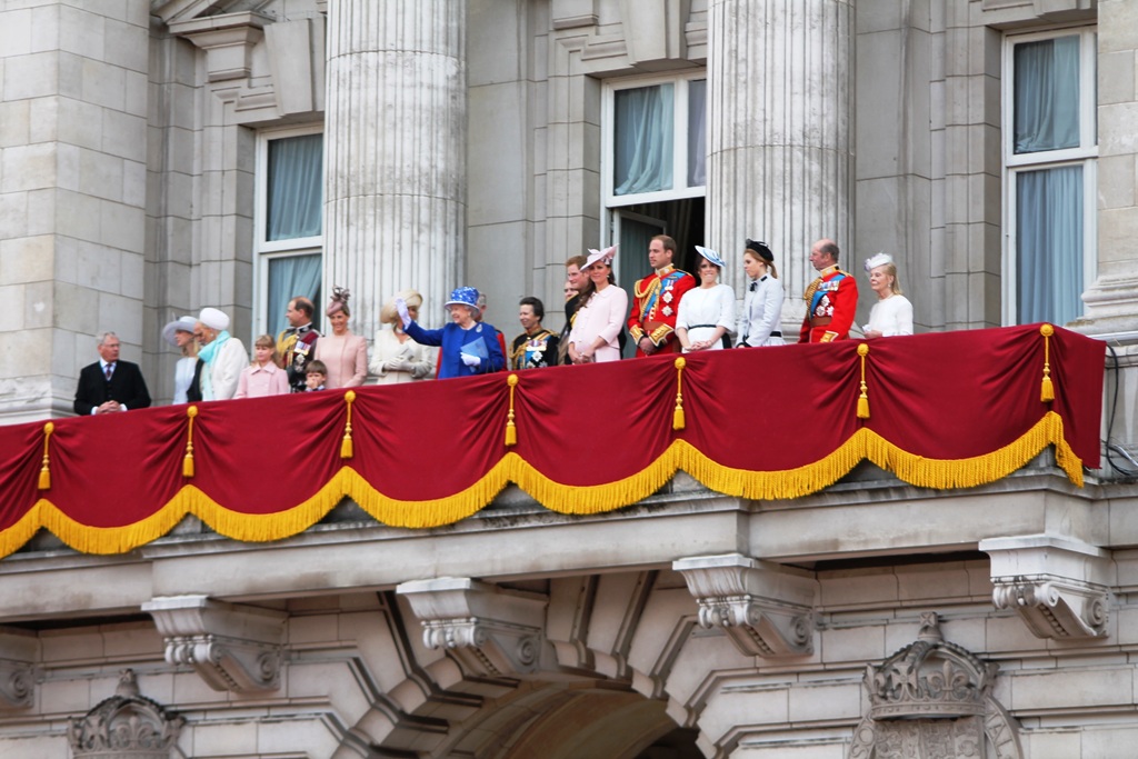 A brit királyi család tagjai egy 2013-as eseményen | Fotó: Wikipédia/Carfax2