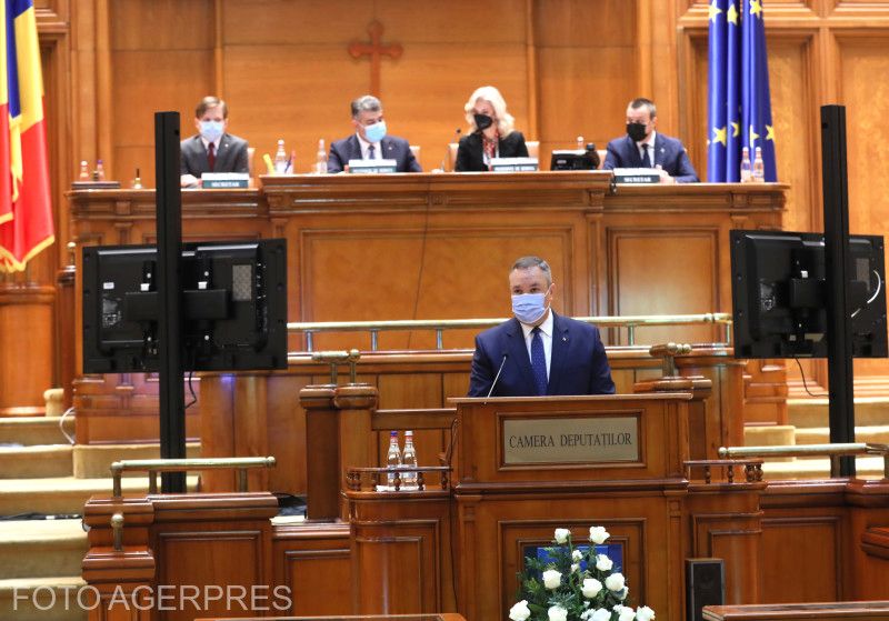 A miniszterelnök vállalta, hogy két héten belül a parlament asztalán lesz a büdzsé tervezete | Fotó: Agerpres