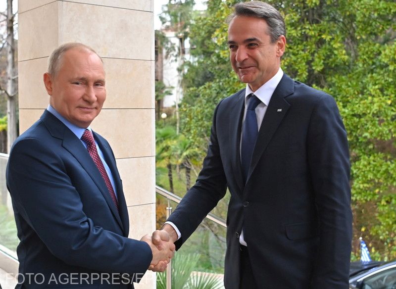 Vlagyimir Putyin és Kiriákosz Micotákisz Szocsiban tartott közös sajtótájékoztatót | Fotó: Agerpres/EPA