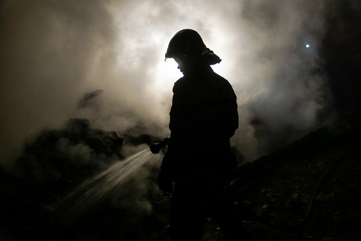 A tűzoltók 4 órán át harcoltak a lángokkal/Fotó: Facebook/ISU Harghita