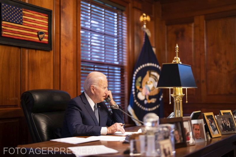Joe Biden amerikai elnök december 30-án telefonon tárgyalt Vlagyimir Putyin orosz elnökkel | Fotó: Agerpres/EPA