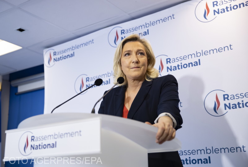 Marine Le Pen nyilatkozik a sajtónak az urnazárás után | Fotó: Agerpres/EPA
