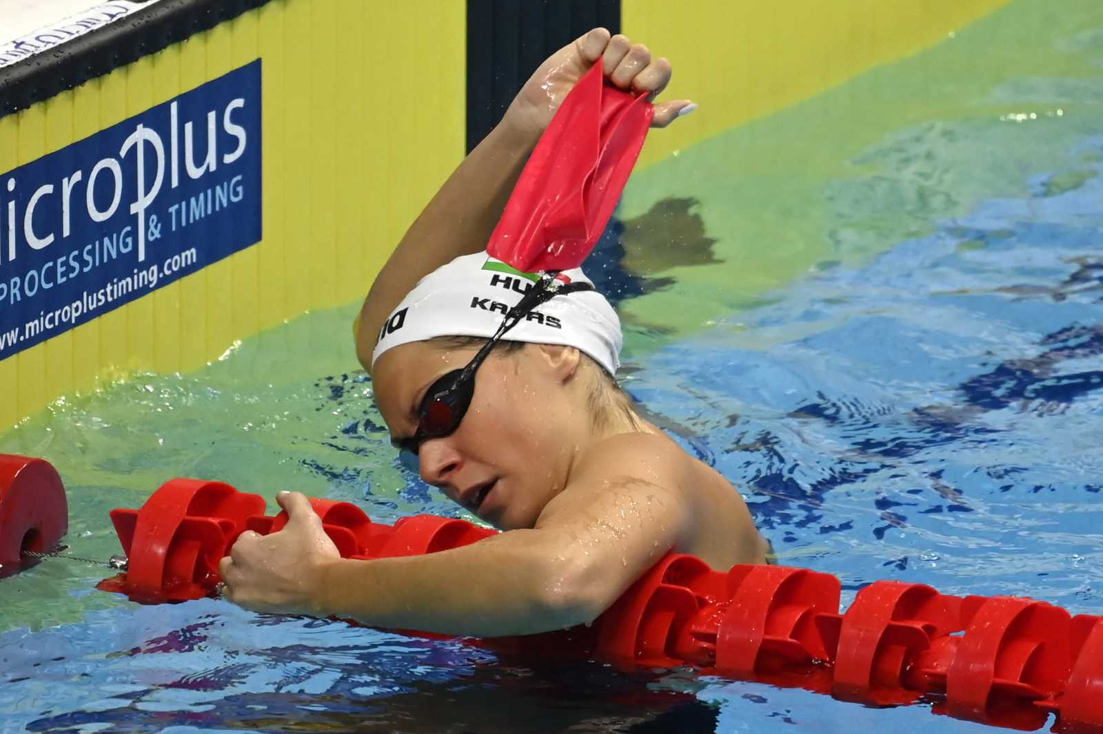 Kapás Boglárka a budapesti úszó Európa-bajnokság egyik futama után az MTI felvételén