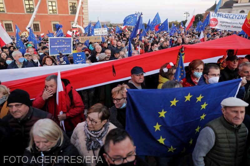 Lengyelország több városában is tüntettek | Fotó: Agerpres/EPA