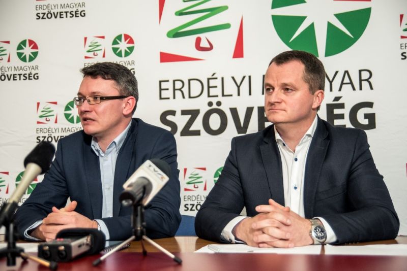 Csomortányi István EMNP- és Mezei János MPP-elnök, az EMSZ társalapító elnökei | Fotó: EMSZ