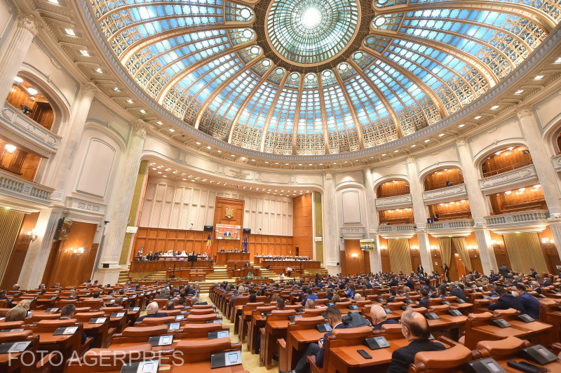 A képviselőház és a szenátus korábbi együttes ülése | Fotó: Agerpres 