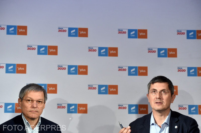 Dacian Cioloș és Dan Barna, az USR–PLUS társelnökei | Fotó: Agerpres