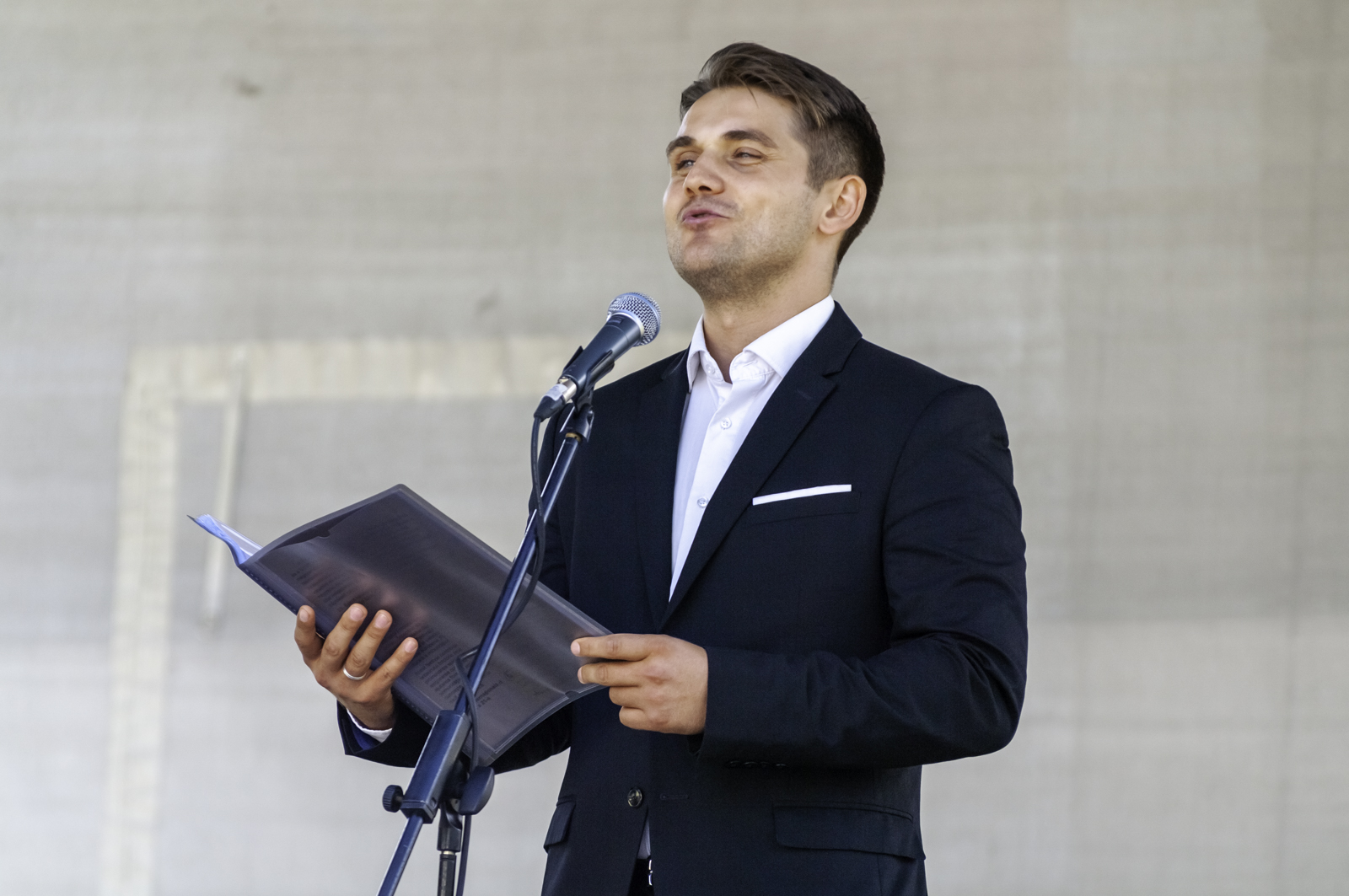Marosán Csaba színművész szavalt