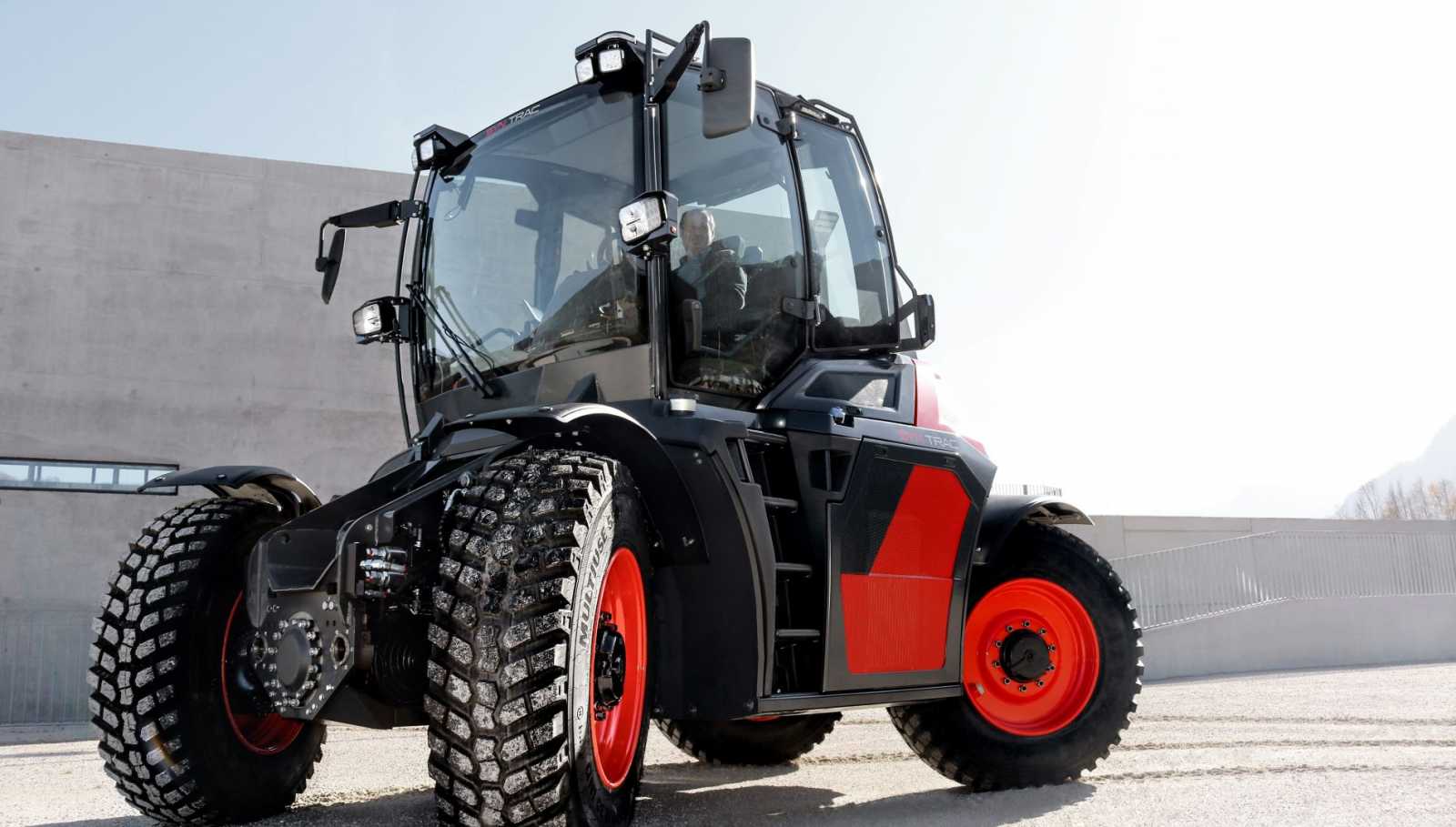Ilyen traktorokat fognak gyártani az üzemben | Fotó: syn-trac.at