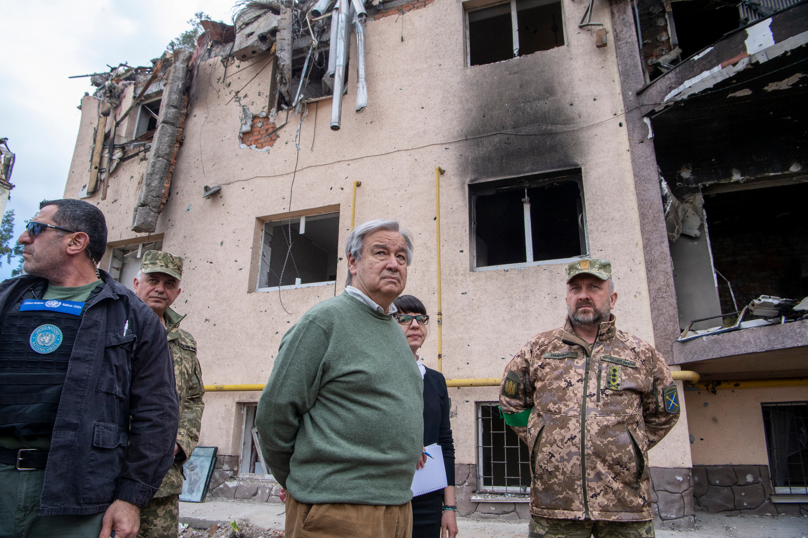 Antonio Guterres ENSZ-főtitkár Kijev külvárosában | fotó: Eskinder Debebe/ENSZ