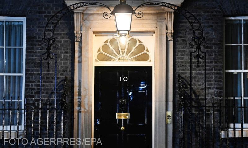 A brit miniszterelnöki hivatal a Downing Street 10. szám alatt | Fotó: Agerpres/EPA