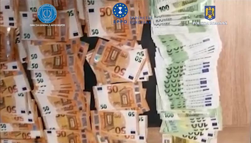 Rengeteg készpénzt is lefoglaltak | Forrás: a Román Rendőrség Facebook-oldala