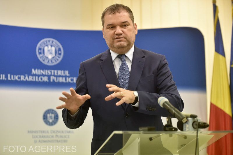 Cseke Attila fejlesztési miniszter sajtótájékoztatón jelentette be a döntést | Fotó: Agerpres