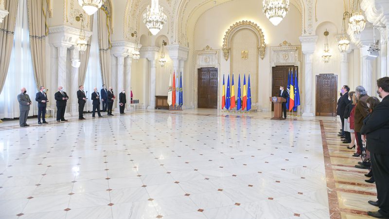 Az államfő kitüntetéseket adott át a román nemzeti kultúra napján | Fotó: presidency.ro