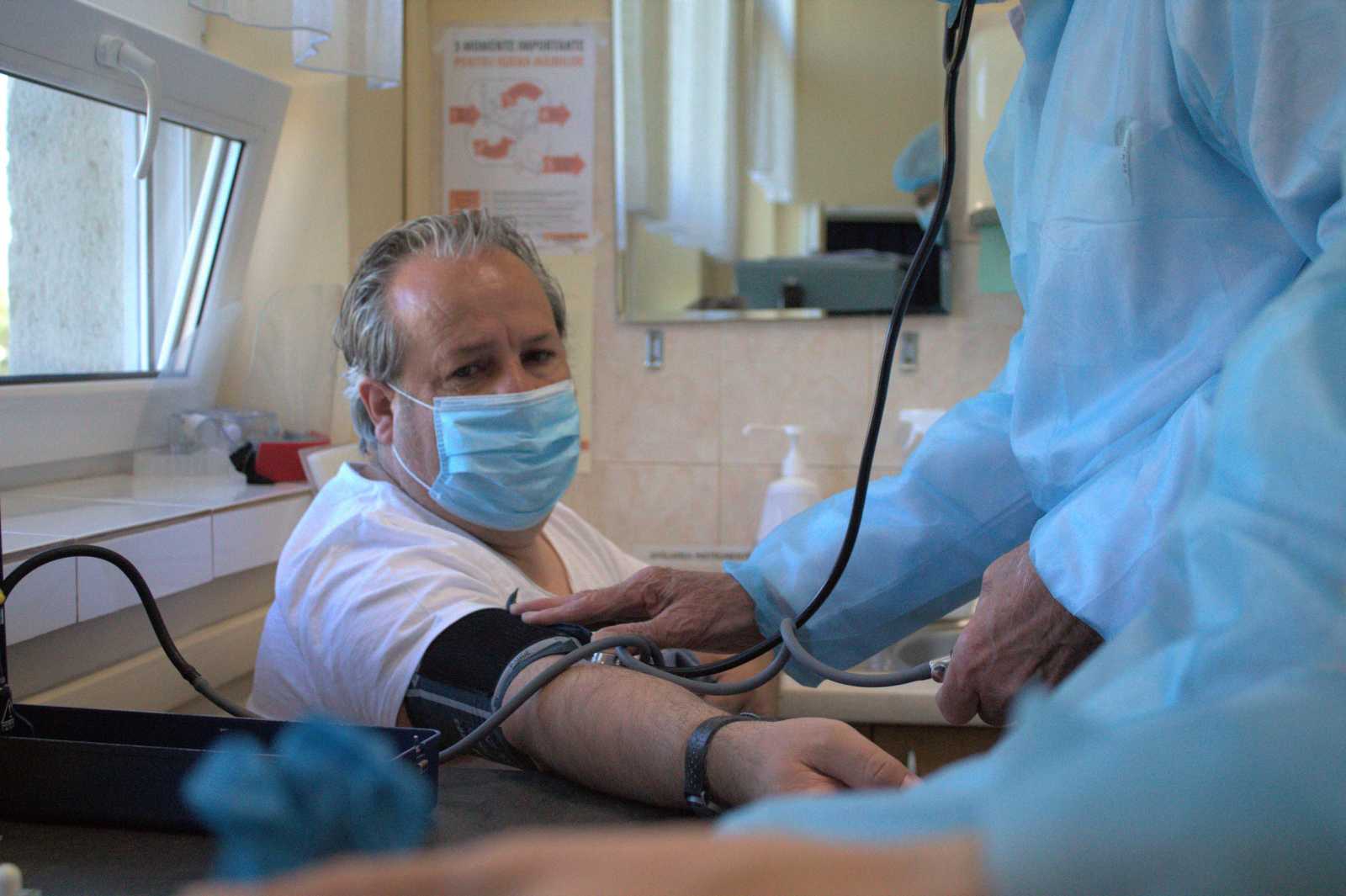 Borka-Balás Attila önkéntes véradáson | Fotó: Székelyudvarhelyi Városi Kórház