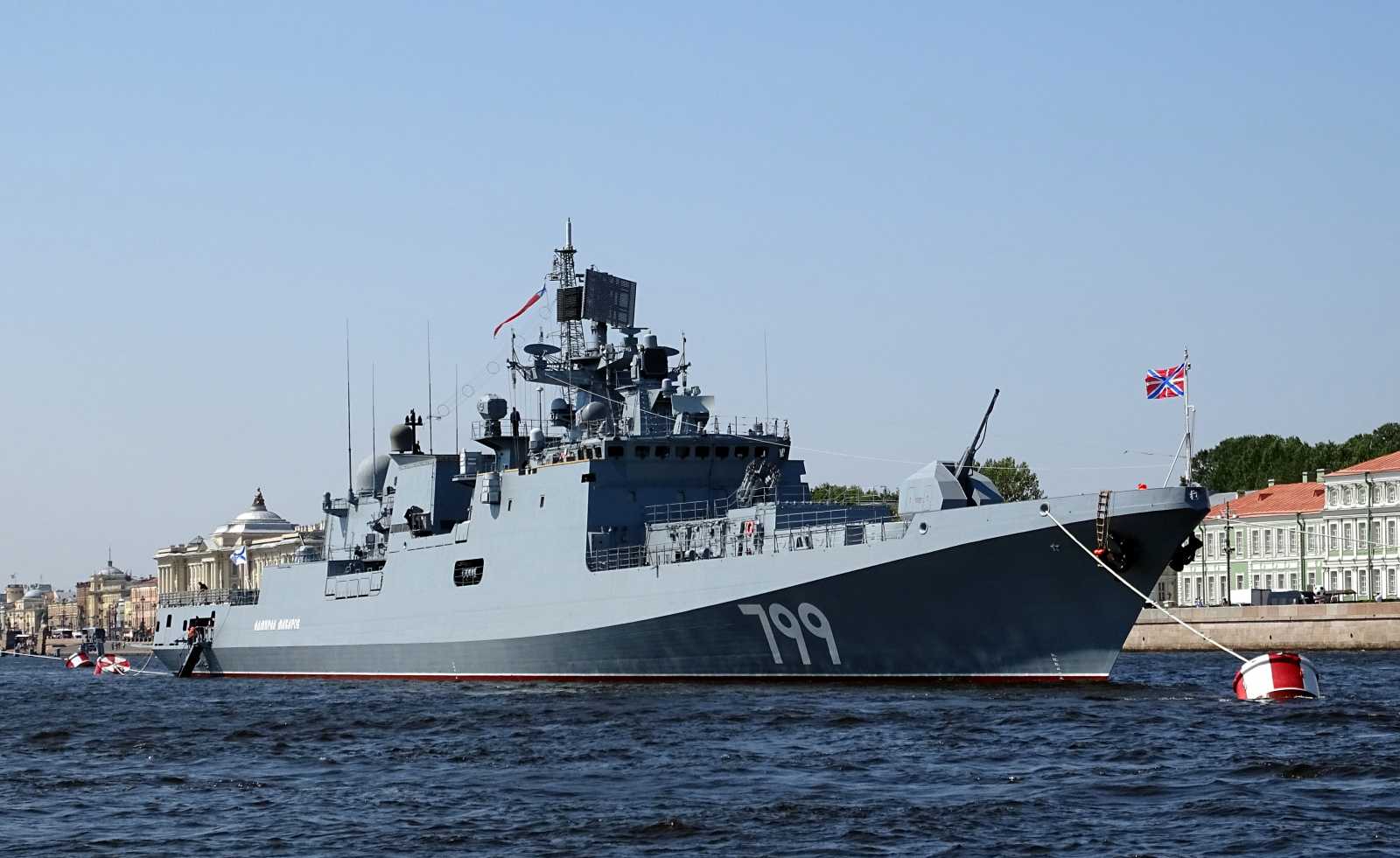 A Makarov fregatt 2018-ban, Szentpétarváron | Fotó: Wikipedia