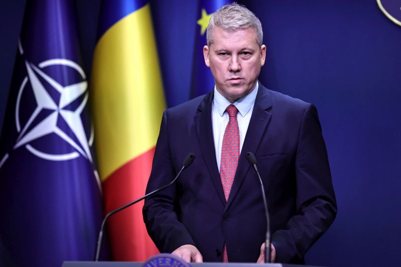Cătălin Predoiu igazságügyi miniszter a kormányülés jelentette be a döntést | Fotó: gov.ro