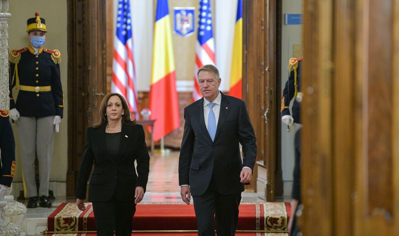 Kamala Harris és Klaus Iohannis | Fotó: presidency.ro