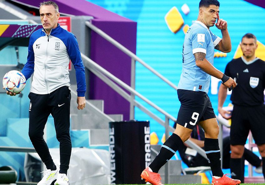 Az Uruguay-Dél-Korea mérkőzésen meggyűlt a baja az ázsiaiak  portugál edzőjével, Paulo Bentóval 