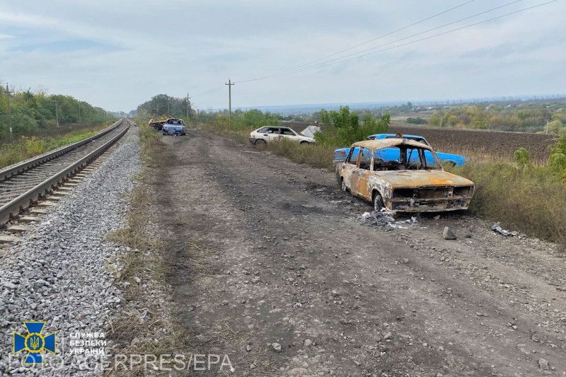 Az Ukrán Biztonsági Szolgálat (SZBU) által közreadott fotó a Kupianszk mellett kilőtt civil konvojról | Forrás: Agerpres/EPA