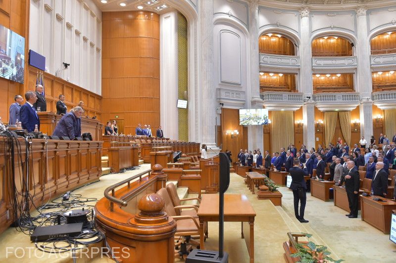 Csütörtökön tértek vissza a törvényhozásba a képviselők és a szenátorok | Fotó: Agerpres