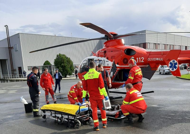 Mentőhelikopterrel szállították kórházba a sérültet | A katasztrófavédelem felvétele
