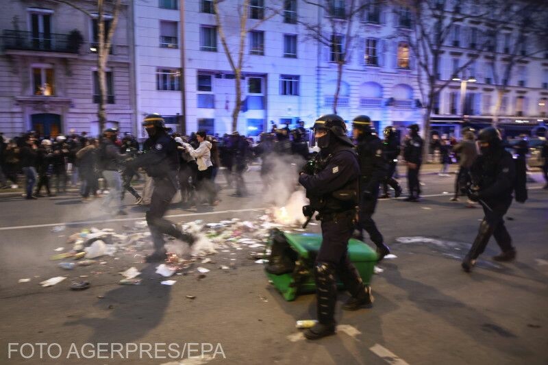 A márciusi tüntetések megismétlődhetnek Párizsban az alkotmánytanács pénteki döntése után | Fotó: Agerpres/EPA