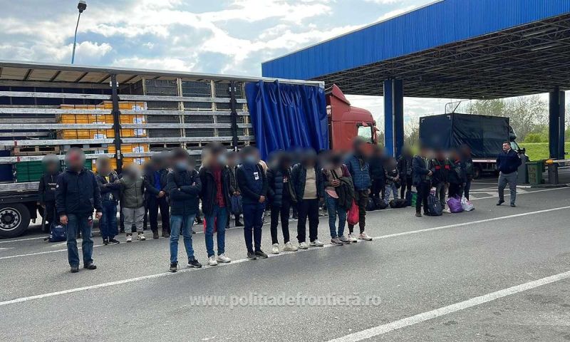 Naponta fülelnek le kamionokba rejtőzött vagy gyalogszerrel átjutni próbálkozó migránsokat | Fotó: politiadefrontiera.ro