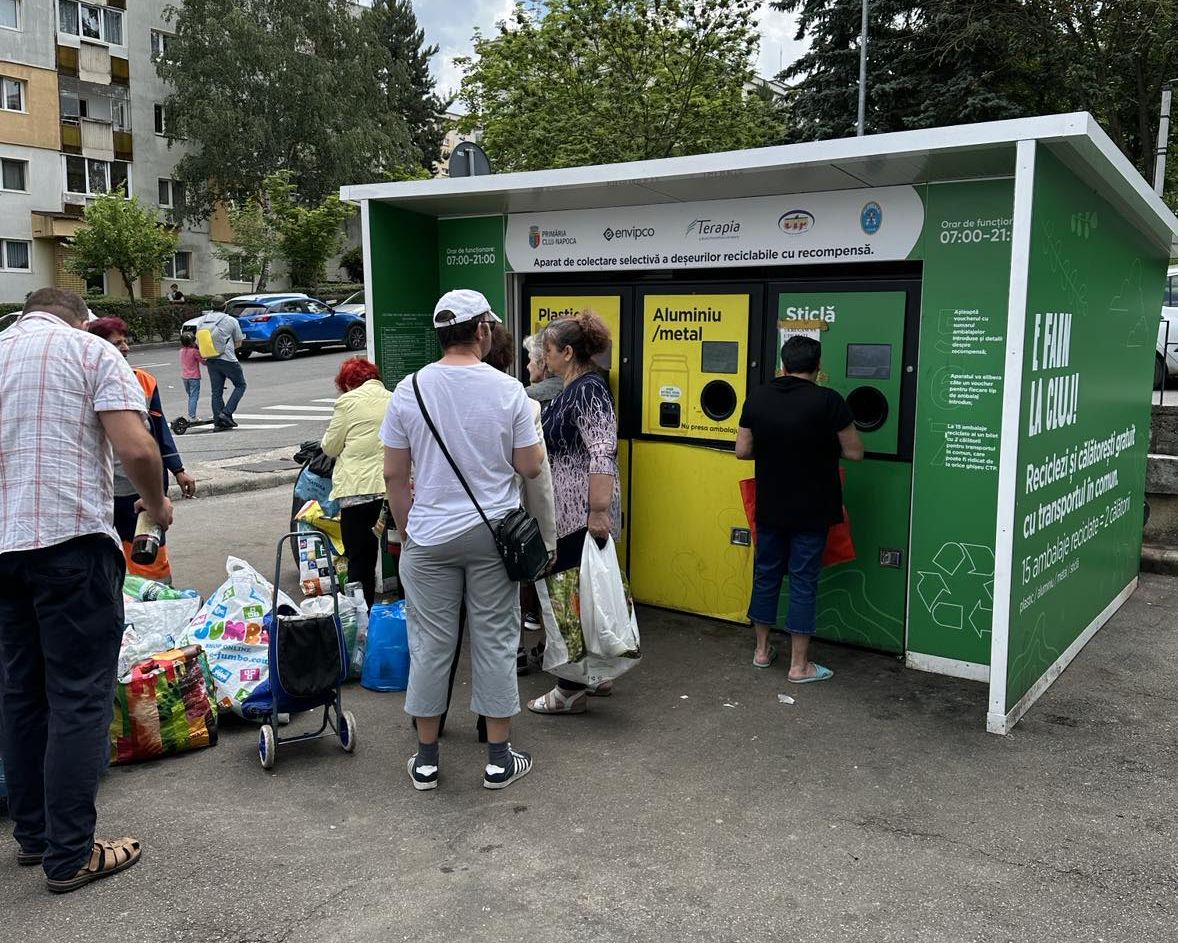 Kolozsváron buszjegyre váltható a palackokért kapott voucher | Fotó:  Maszol