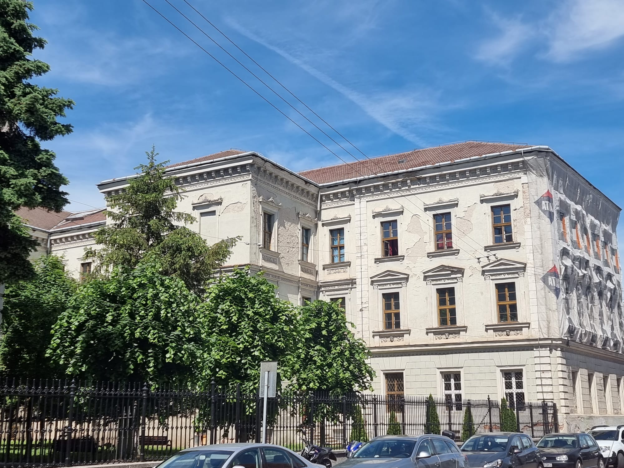 A Mihai Eminescu Főgimnázium sürgős felújításra szorul | Fotó: a nagyváradi önkormányzat