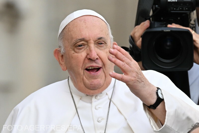 Ferenc pápa a háború következményeit közvetlenül megélő emberekkel való közelsége jeleként Konrad Krajewski bíborost küldi a Szentföldre Fotó: Agerpres