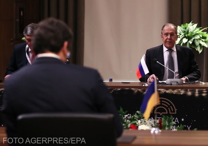 Szergej Lavrov szerint egyre többen beszélnek a béketárgyalásokról Fotó: Agerpres