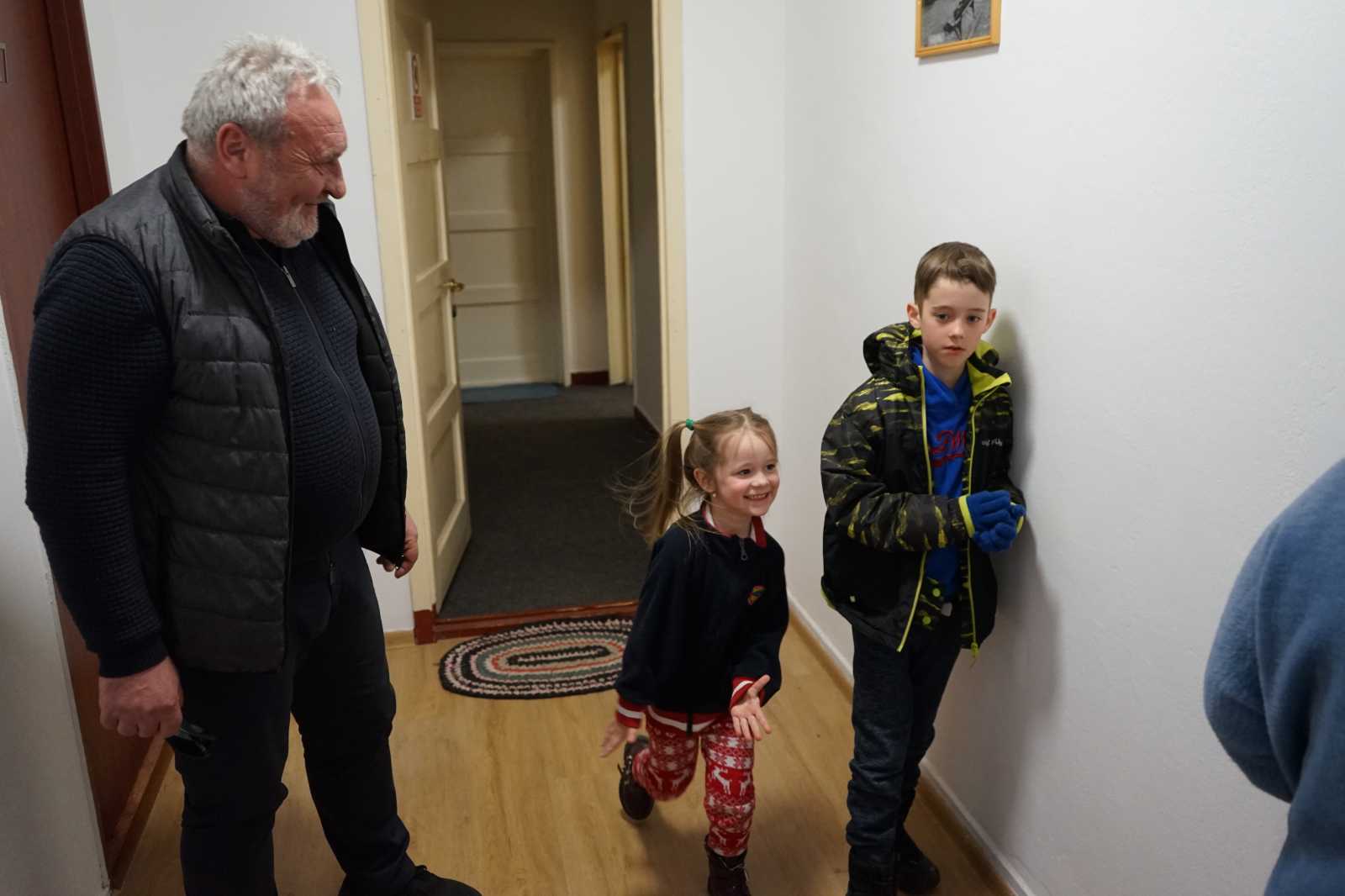 Bokor Tibor polgármester ukrán gyerekekkel
