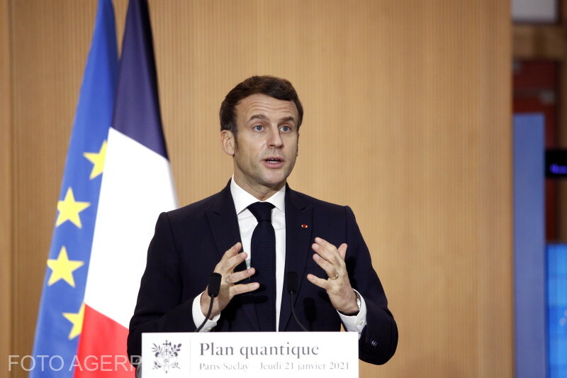Macron hangnemet váltott Fotó: Agerpres
