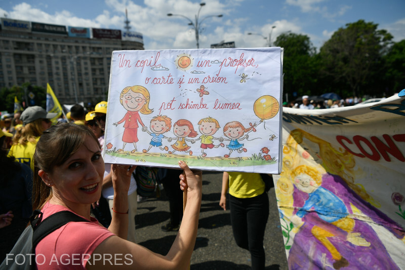 Tüntetés Bukarestben | Archív fotó: Agerpres