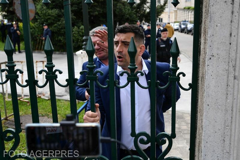 George Simion AUR-vezér azonnal a sztrájkolók pártjára állt Fotó: Agerpres 