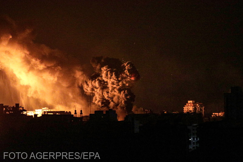 Füst száll fel az izraeli légicsapások után a Gázai övezet északi részén.