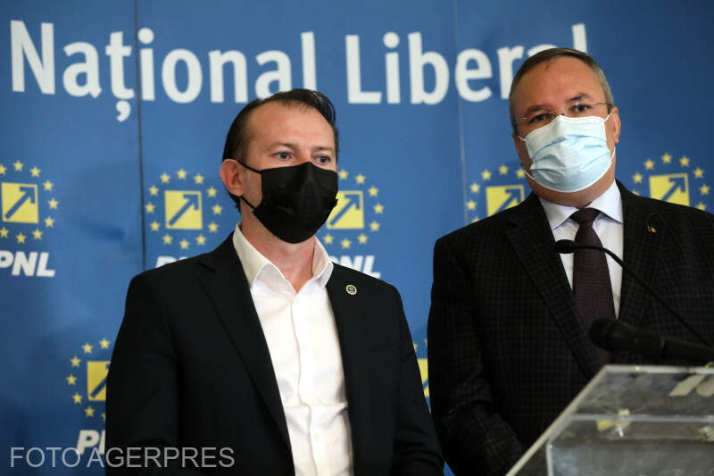Florin Cîțu és Nicolae Ciucă, a Nemzeti Liberális Párt két előző miniszterelnöke | Fotó: Agerpres