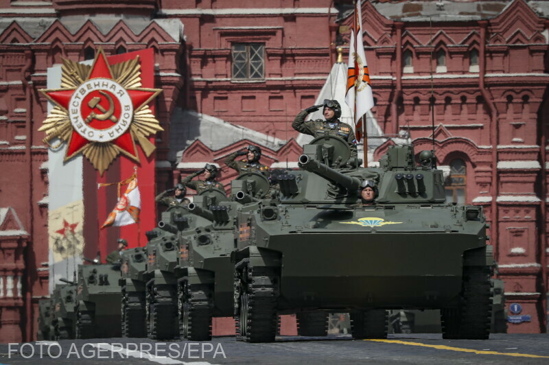 Orosz katonai felvonulás Moszkvában. Egyházi segítség? Fotó: Agerpres 