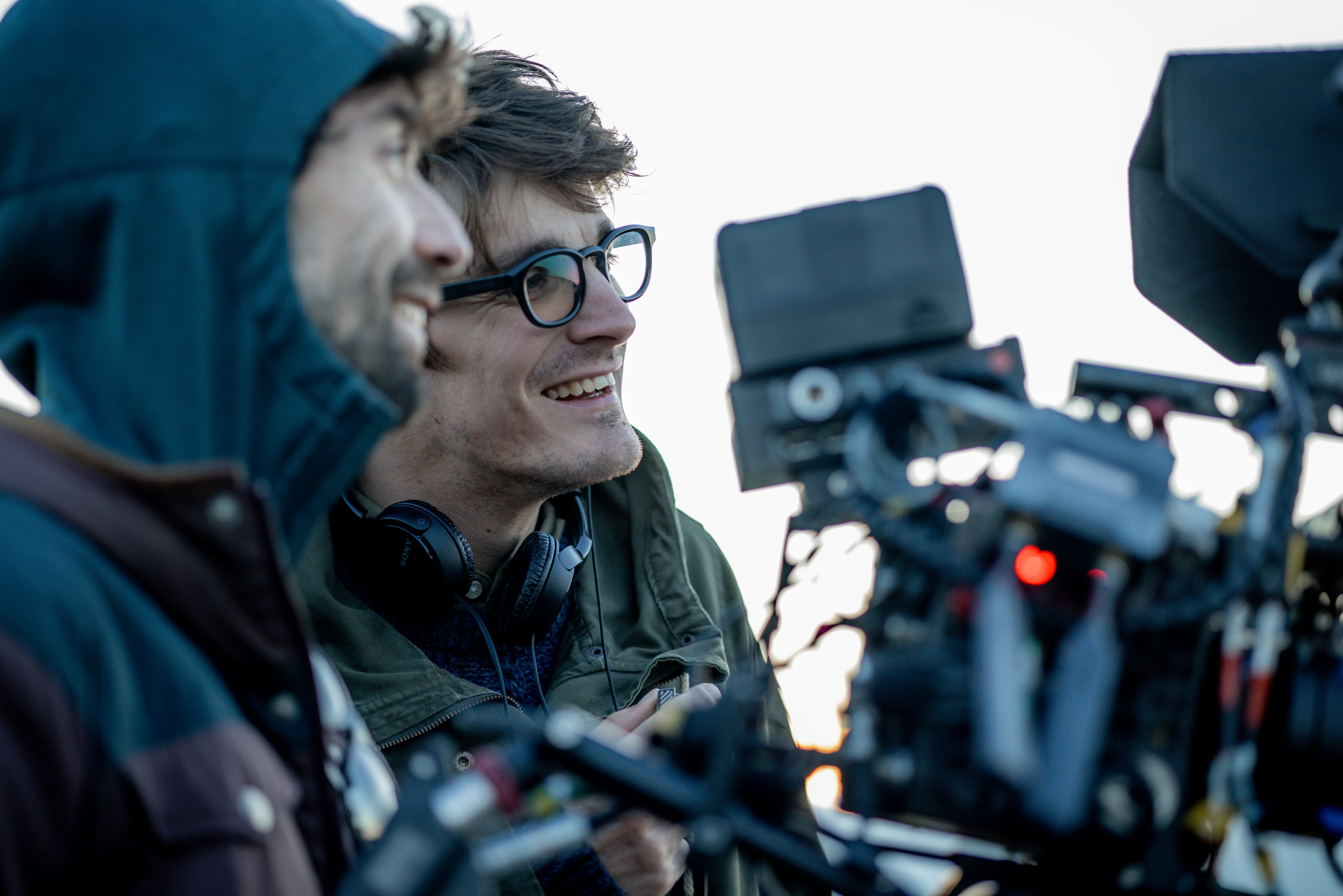 Dávid Attila filmrendező és Dévényi Zoltán operatőr a Távolság című film forgatásán./ Fotó: Papp M. Bori 