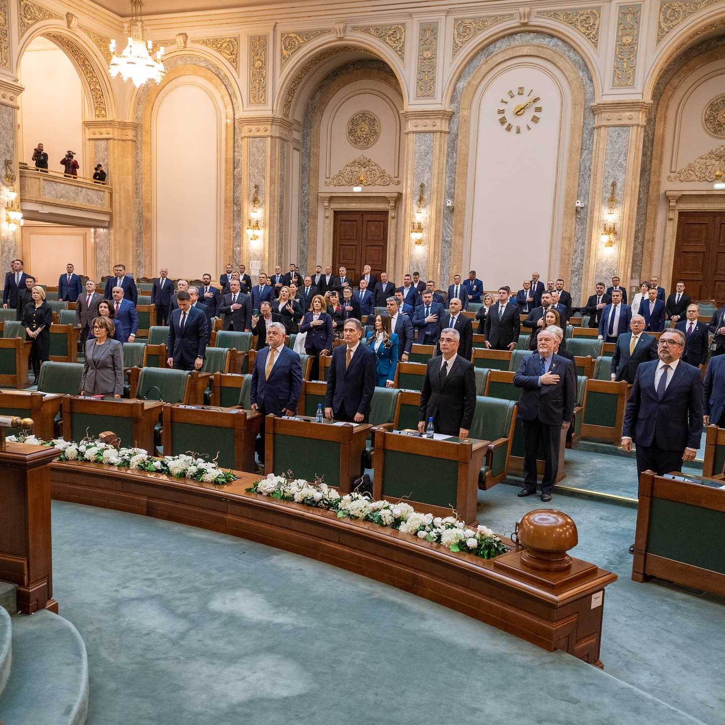 A szenátus plénuma szombaton 11 órakor kezdődő ülésén szavaz a mandátumigazoló bizottság jelentéséről, majd az új szenátorok leteszik az esküt. | Fotó forrása: Senatul Romaniei/Facebook