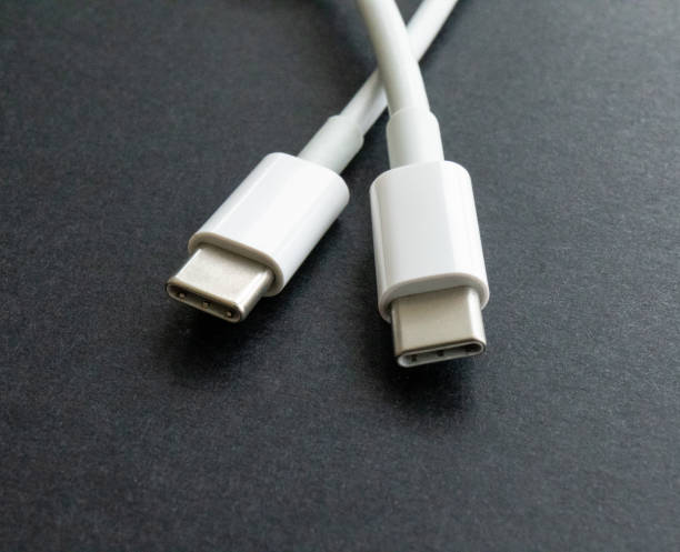 December 28-tól minden, az Európai Unióban értékesített kis- és közepes méretű tachnikai eszköznek kompatibilisnek kell lennie az USB-C tíusú csatlakozóval./ Illusztráció: Pexels