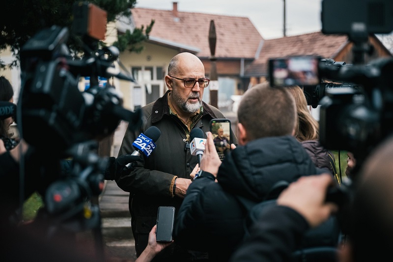 Amennyiben az AUR, SOS és POT szerez többséget a parlamentben, az „a sötétséget, a sötét utat" jelentené | Fotó: Kelemen Hunor Facebook oldala