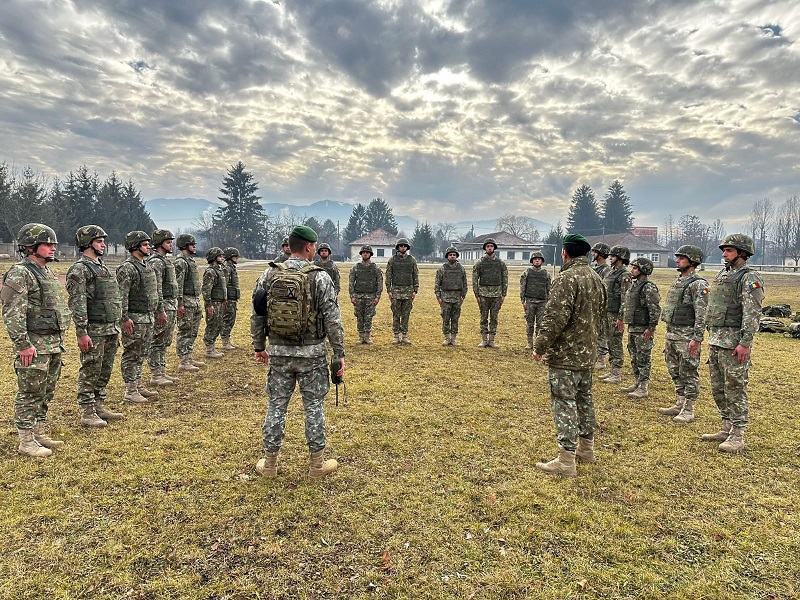 Íg gyakorlatoznak a hivatásos katonák | Fotó: Védelmi Minisztérium Facebook oldala  
